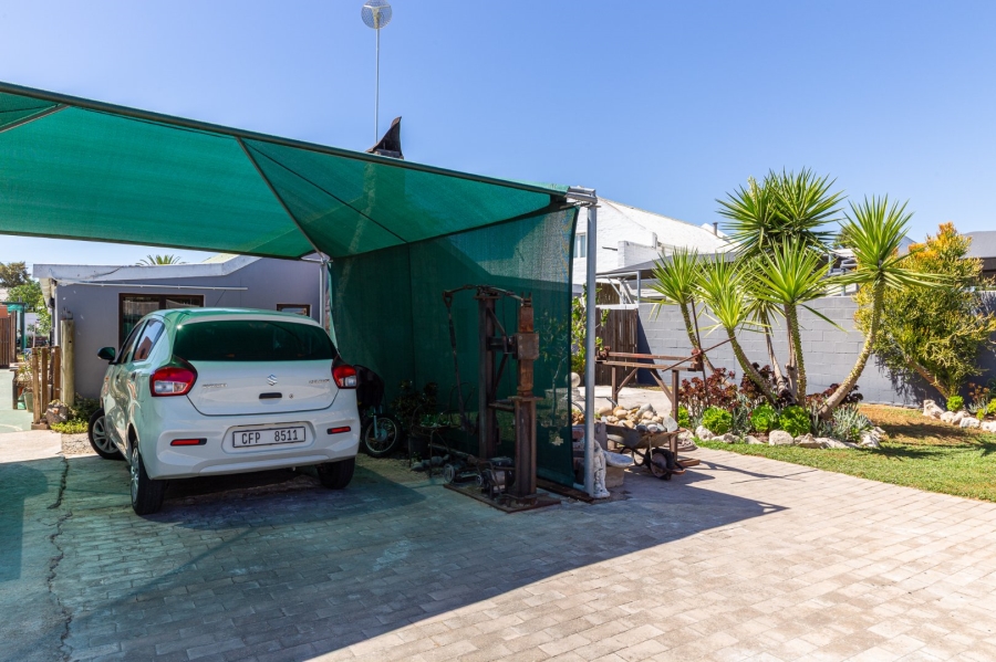 3 Bedroom Property for Sale in Velddrif Western Cape